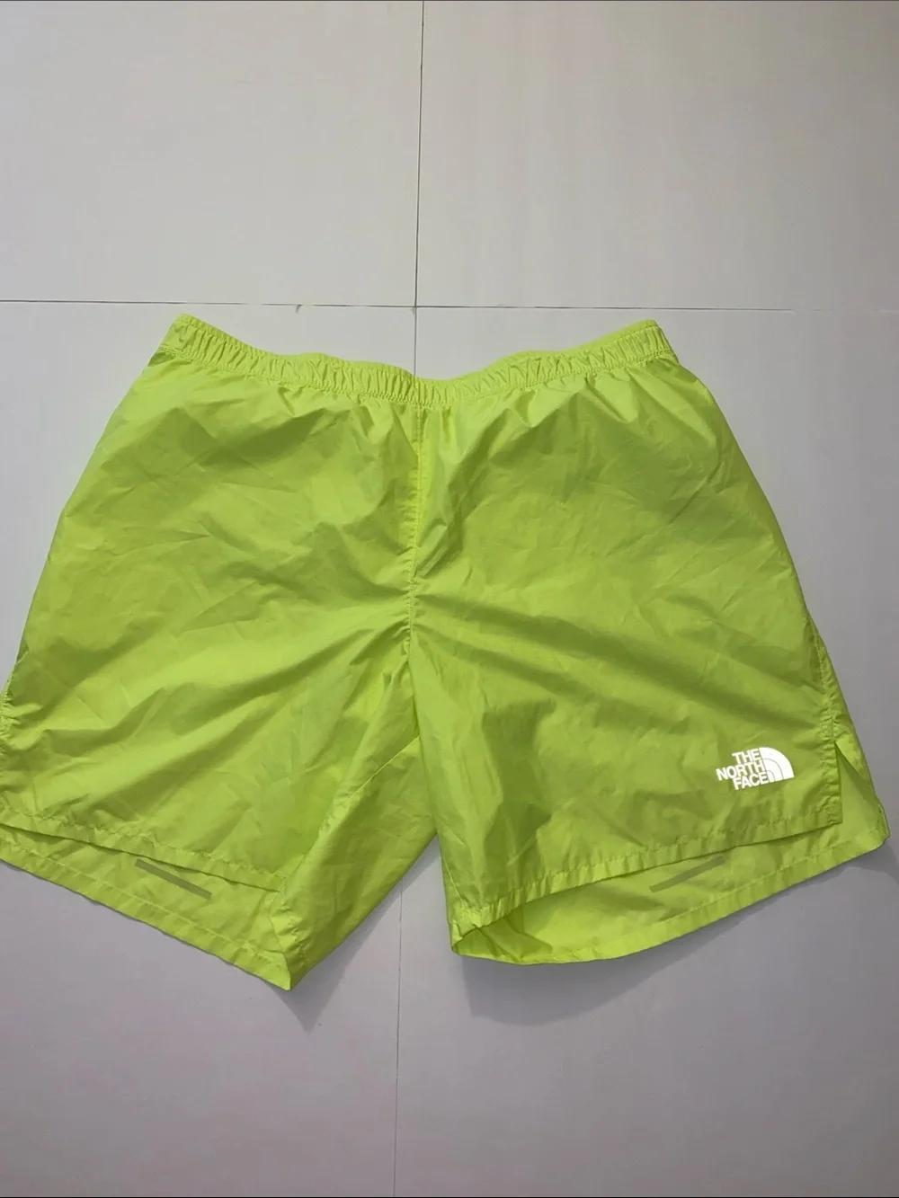 Men’s The North Face Neon Lined Shorts LARGE
